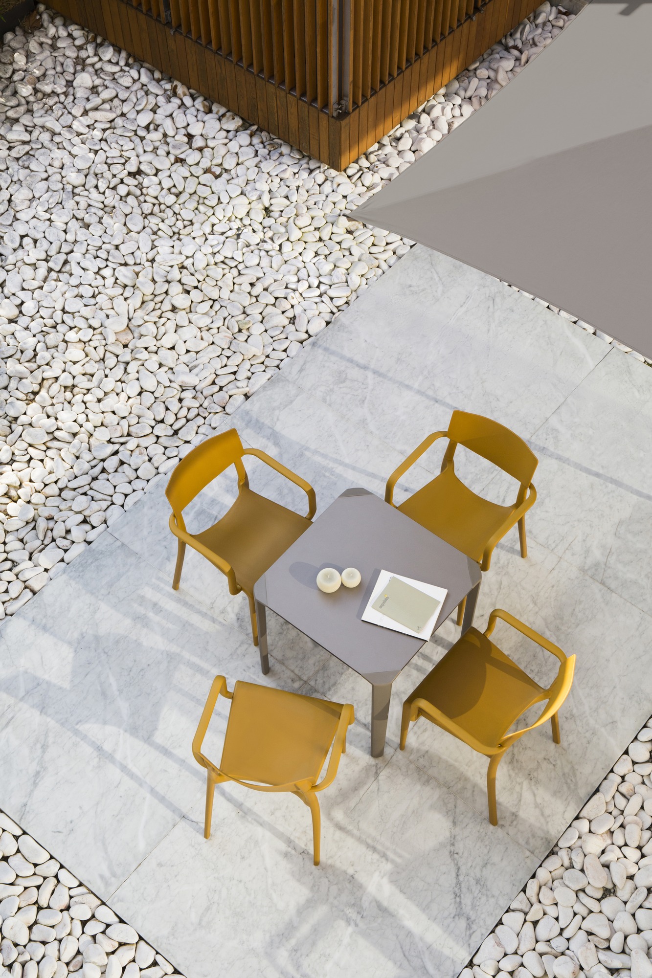 Ezpeleta One Table